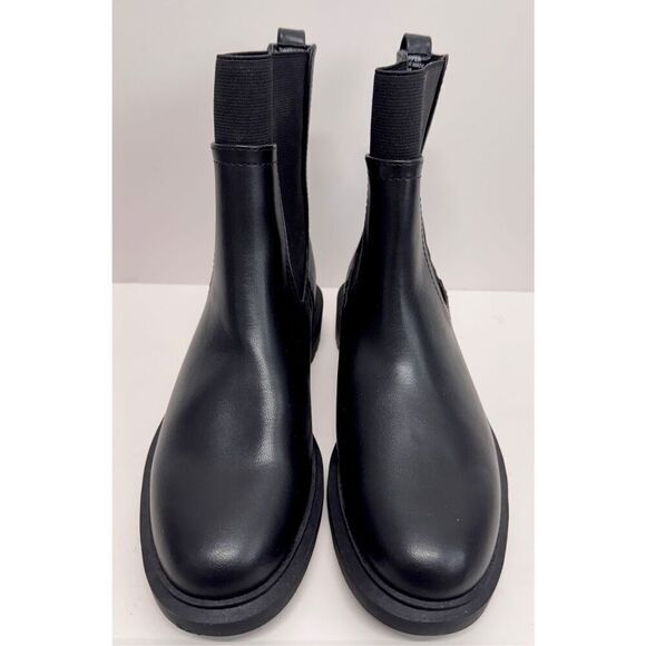 Alfani Boots Size 5.5 Black Lug Sole Block Heel Pull On Style Booties - Picture 4 of 9